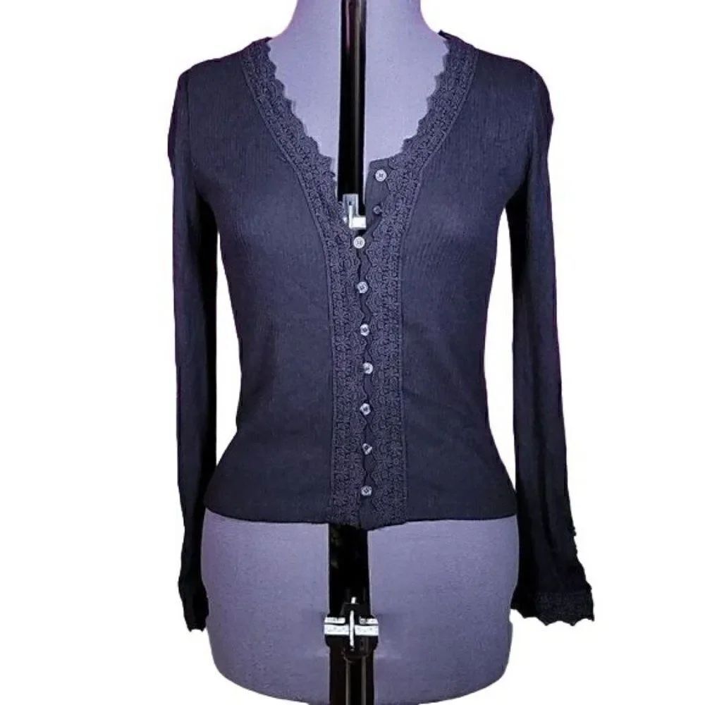 American Rag Juniors' Lace-Trimmed Top Sz L